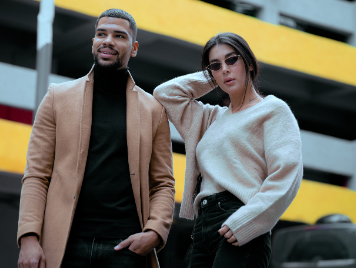 Zara: Organic Growth: Publications on fashion trends and interactivity. Targeted Advertising: Promotion of new collections among interested buyers.